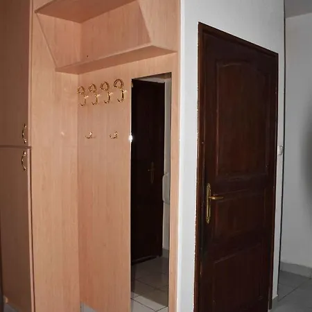Appartement Pilikan - Park, Agroturism, Vineyard & Farm
